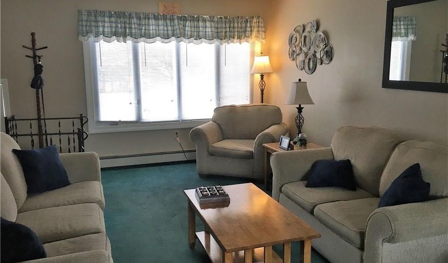 53 Spice Bush Trl, Narragansett, RI 02882 - 4 Beds, 2 Bath