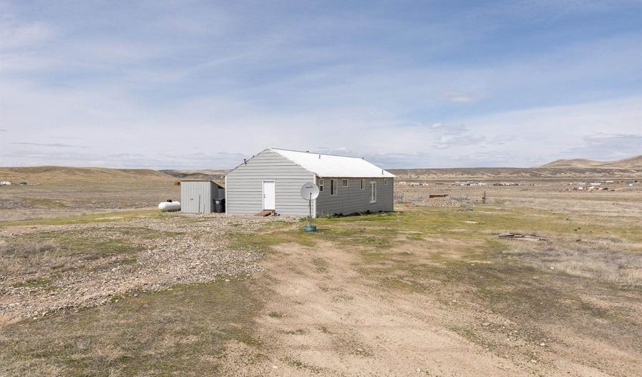 51 Horseshoe Cir, Crescent Valley, NV 89821 - 3 Beds, 2 Bath