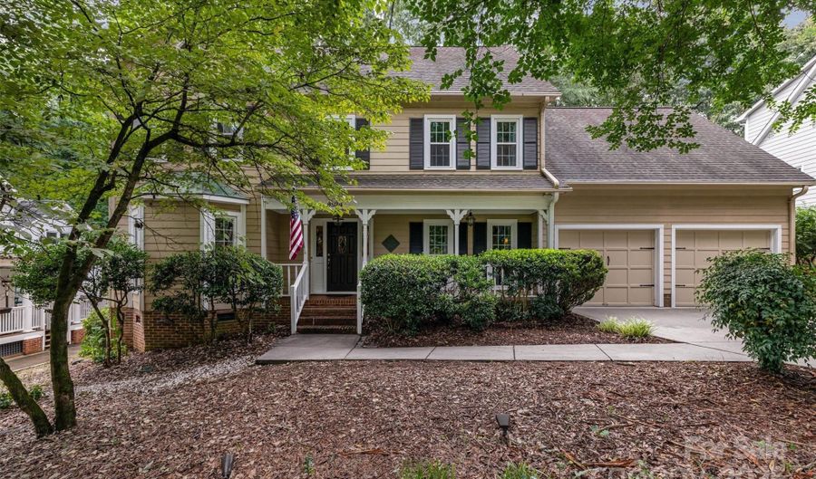 9924 Hanover Hollow Dr, Charlotte, NC 28210 - 4 Beds, 3 Bath