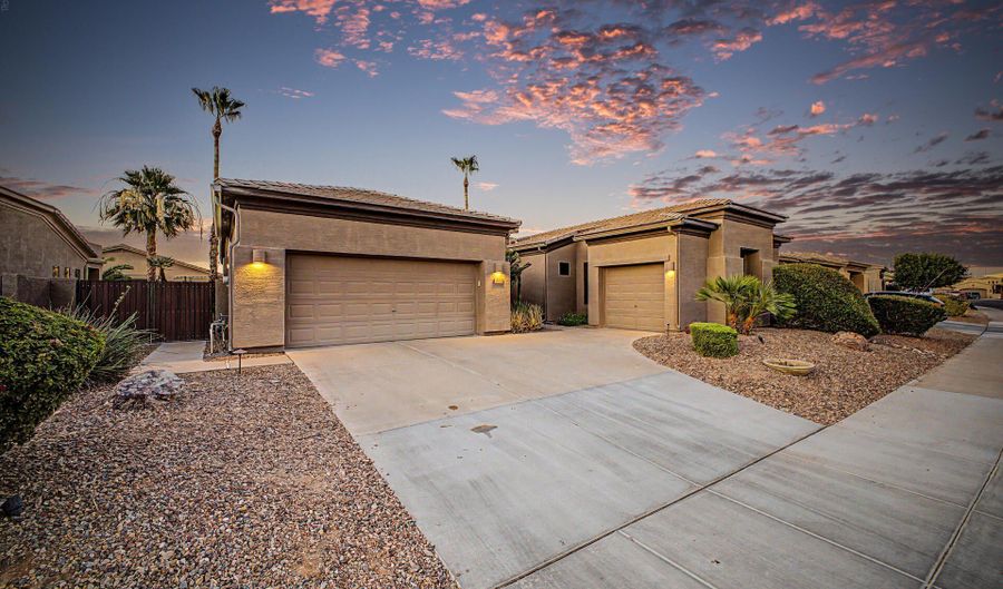 362 W CAROB Dr, Chandler, AZ 85248 - 4 Beds, 3 Bath