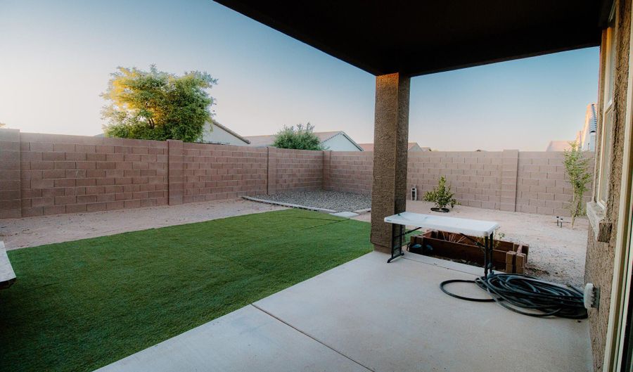 243 S SAN GREGORIO Ln, Casa Grande, AZ 85194 - 4 Beds, 2 Bath