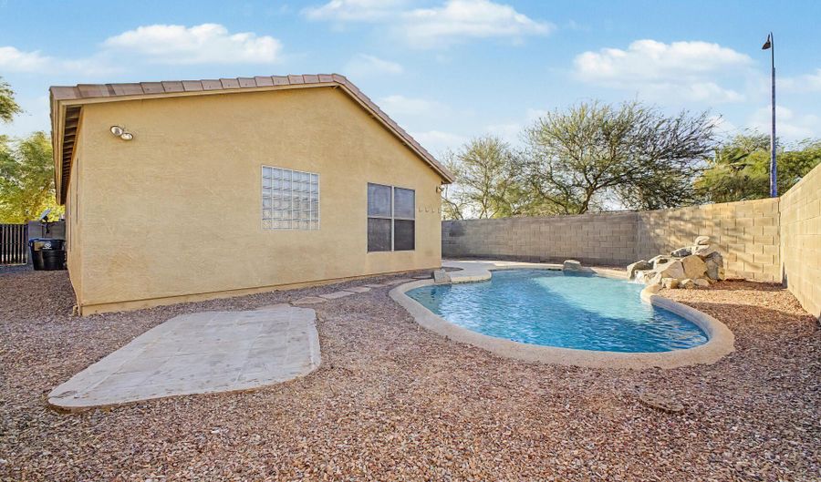 1815 S 117TH Dr, Avondale, AZ 85323 - 3 Beds, 2 Bath