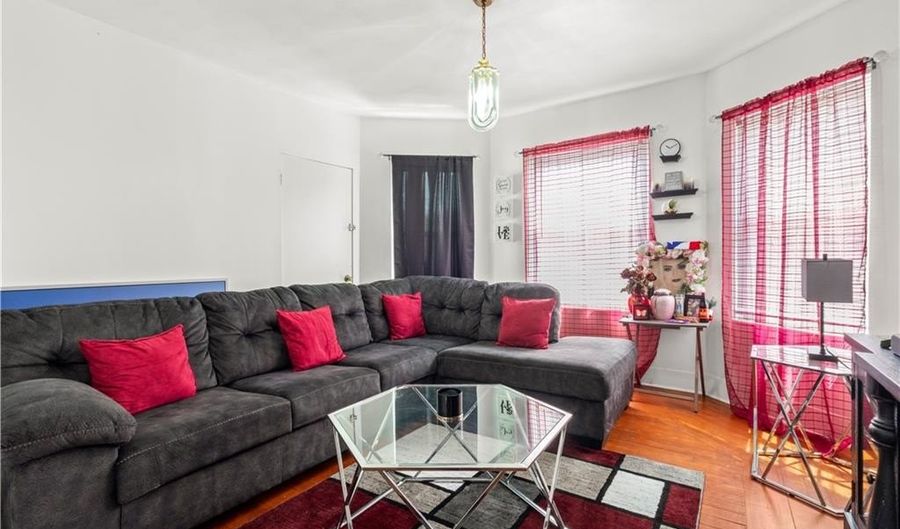 123 Cowden St, Central Falls, RI 02863 - 9 Beds, 3 Bath