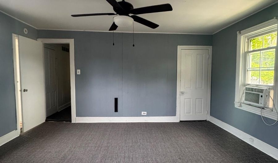 101 W CAMDEN WYOMING Ave, Camden Wyoming, DE 19934 - 3 Beds, 2 Bath