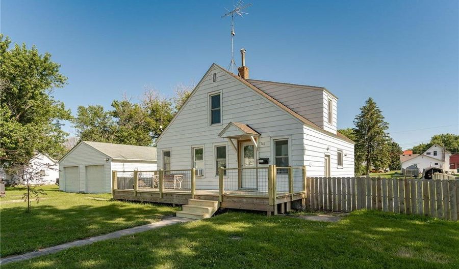 106 SW Commerce St, Adams, MN 55909 - 3 Beds, 1 Bath