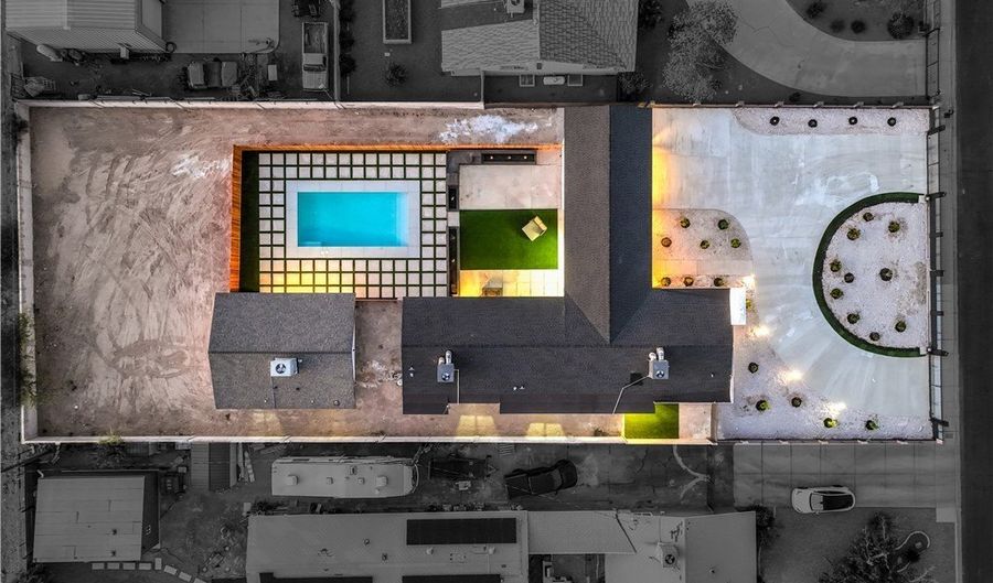 644 Lacy Ln, Las Vegas, NV 89107 - 6 Beds, 4 Bath