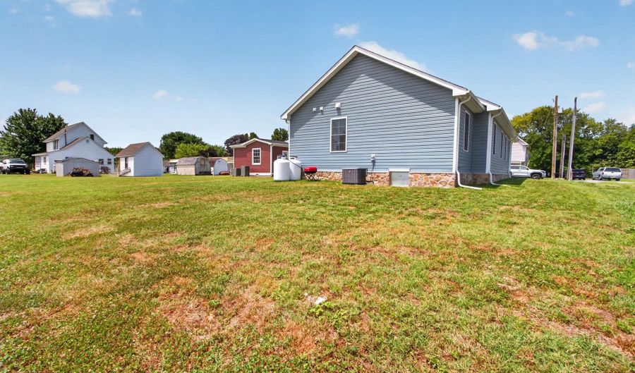 46 BROAD St, Greenwood, DE 19950 - 3 Beds, 2 Bath