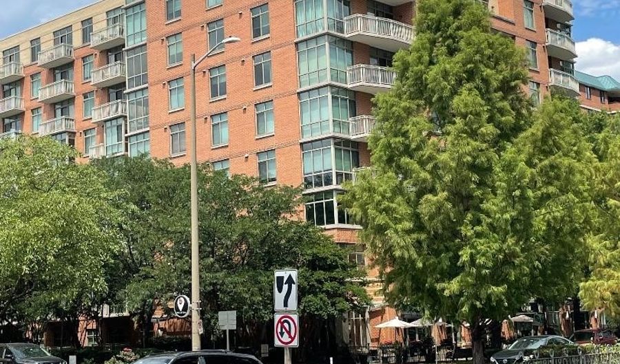 1000 N RANDOLPH St 104, Arlington, VA 22201 - 1 Beds, 1 Bath