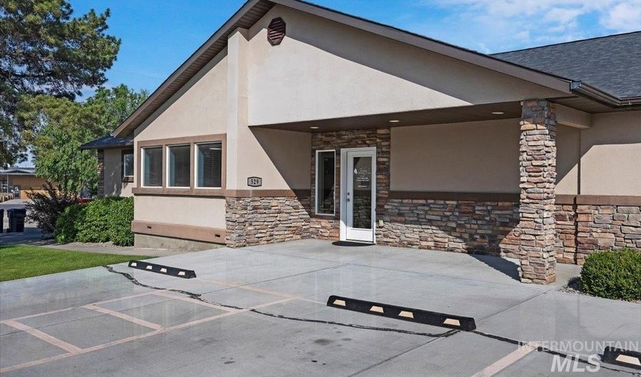 529 Broadway Ave S, Buhl, ID 83316 - 0 Beds, 0 Bath