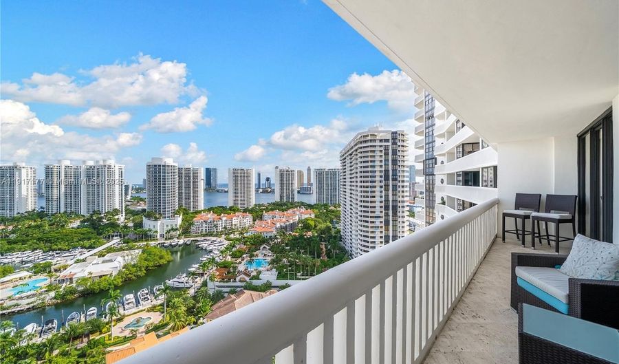 1000 W Island Blvd 2407, Aventura, FL 33160 - 3 Beds, 3 Bath