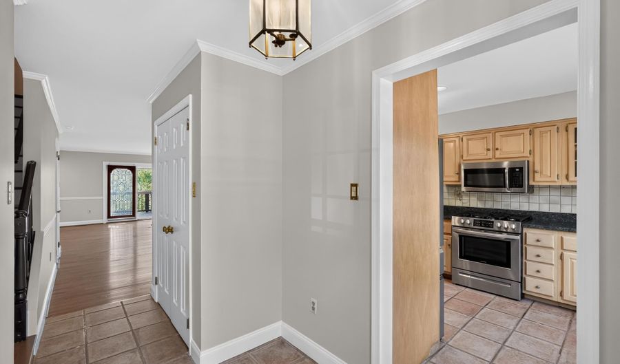 3102 SHAWNEE Grn, Ambler, PA 19002 - 3 Beds, 3 Bath