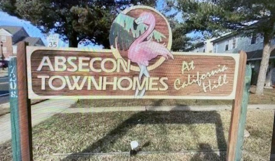 720 S New Rd Apt 2M, Absecon, NJ 08201 - 2 Beds, 2 Bath