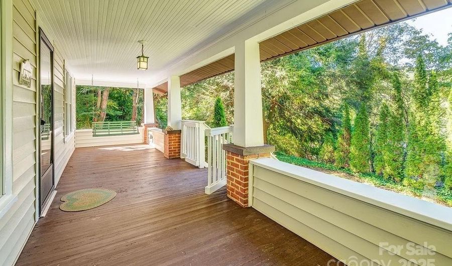 54 Spooks Branch Rd, Asheville, NC 28804 - 4 Beds, 4 Bath