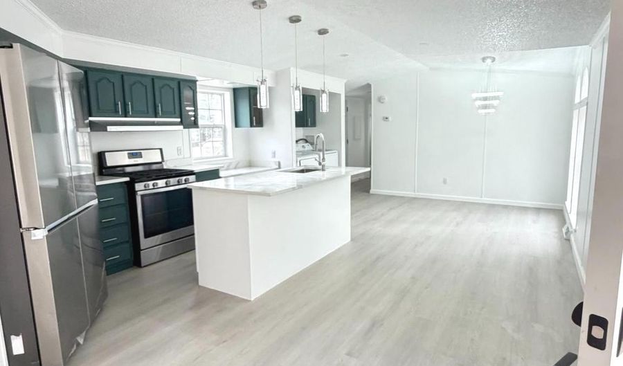 4048 ABINGIN Dr, Abingdon, MD 21009 - 2 Beds, 2 Bath