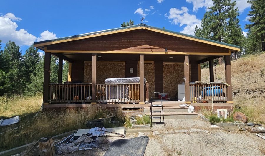 33005 Godowa Springs Rd, Beatty, OR 97621 - 2 Beds, 2 Bath