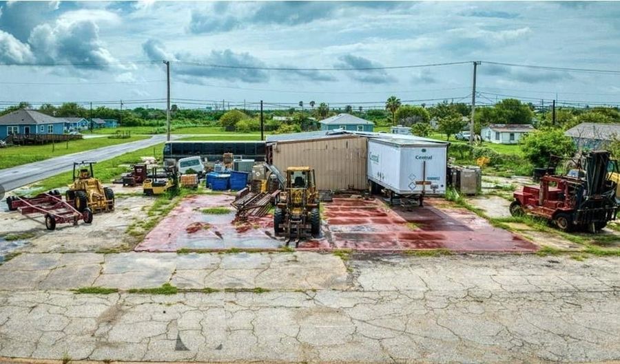 161 Commercial, Aransas Pass, TX 78336 - 0 Beds, 0 Bath