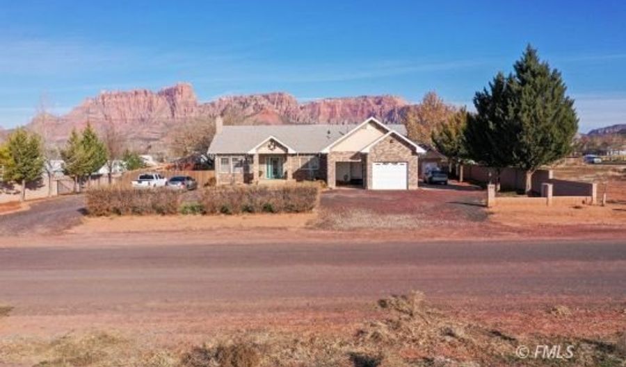 45 E Warren Ave, Colorado City, AZ 85021 - 0 Beds, 0 Bath