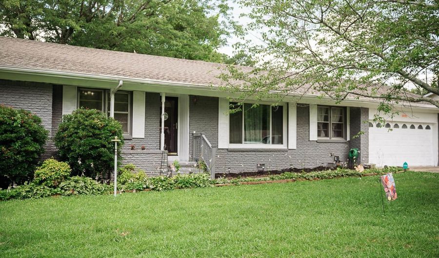 1021 NW 9th St NW, Arab, AL 35016 - 3 Beds, 2 Bath