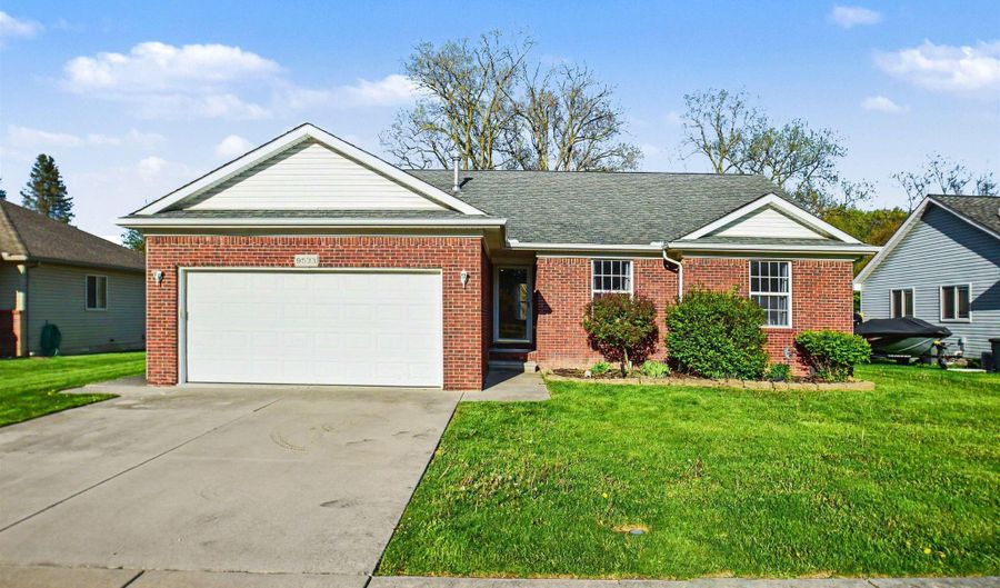 9533 Amy Rd, Algonac, MI 48001 - 3 Beds, 2 Bath