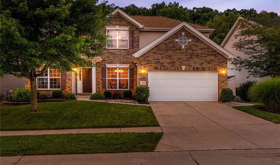 1388 Red Oak Plantation Dr, Ballwin, MO 63021 - 4 Beds, 5 Bath