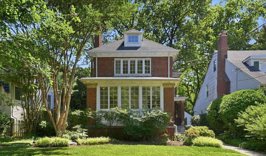 5439 NEVADA Ave NW, Washington, DC 20015 - 4 Beds, 4 Bath