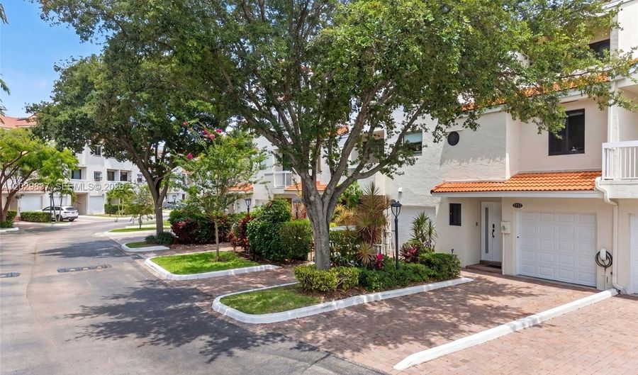 21388 Marina Cove Cir 16-G, Aventura, FL 33180 - 4 Beds, 4 Bath