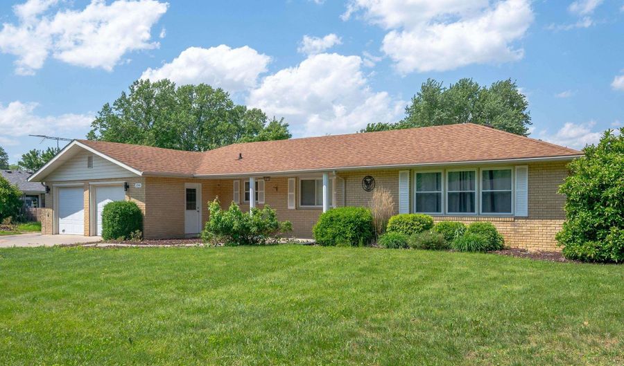 5944 N Olivia Dr, Alexandria, IN 46001 - 3 Beds, 2 Bath