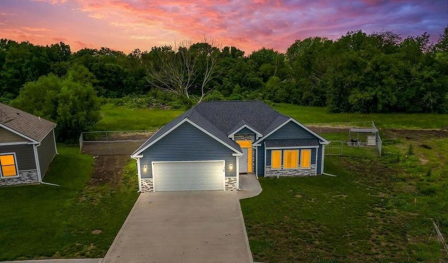 216 Blackberry Cir, Archie, MO 64725 - 3 Beds, 2 Bath