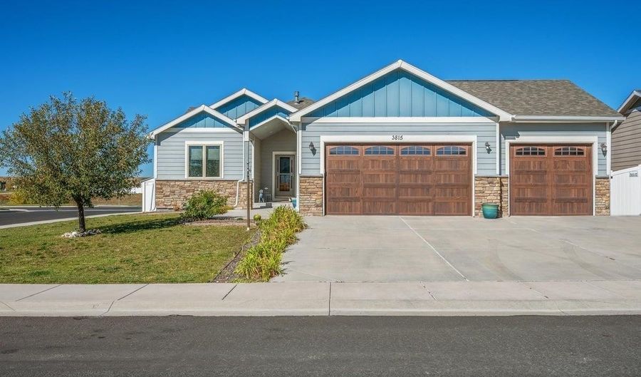 3815 BLUE SAGE Rd, Cheyenne, WY 82001 - 5 Beds, 3 Bath