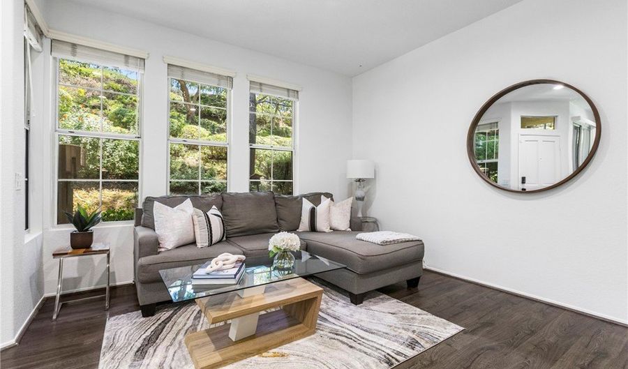 64 Fulmar, Aliso Viejo, CA 92656 - 2 Beds, 3 Bath