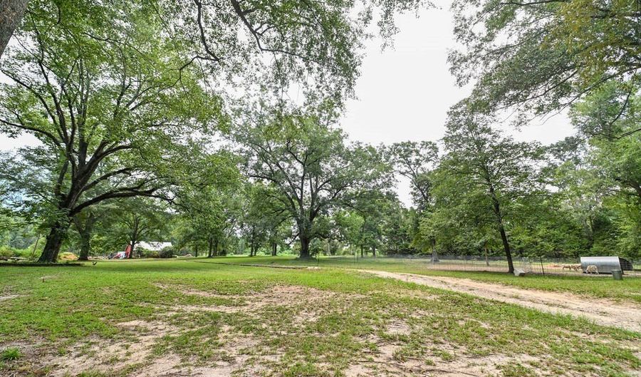 4496 AL Hwy 130, Banks, AL 36005 - 3 Beds, 2 Bath