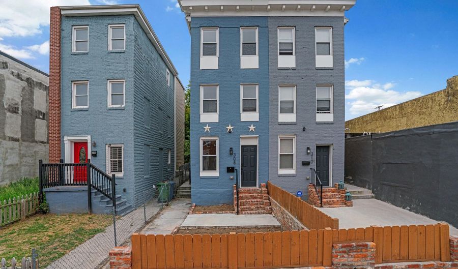 308 N GILMOR St, Baltimore, MD 21223 - 4 Beds, 3 Bath