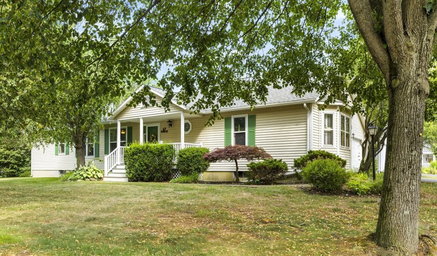 67 Victoria Way, Albany, NY 12209 - 3 Beds, 2 Bath