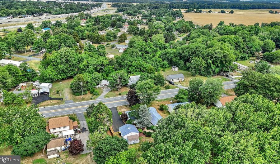 290 BOWERS BEACH Rd, Frederica, DE 19946 - 3 Beds, 2 Bath