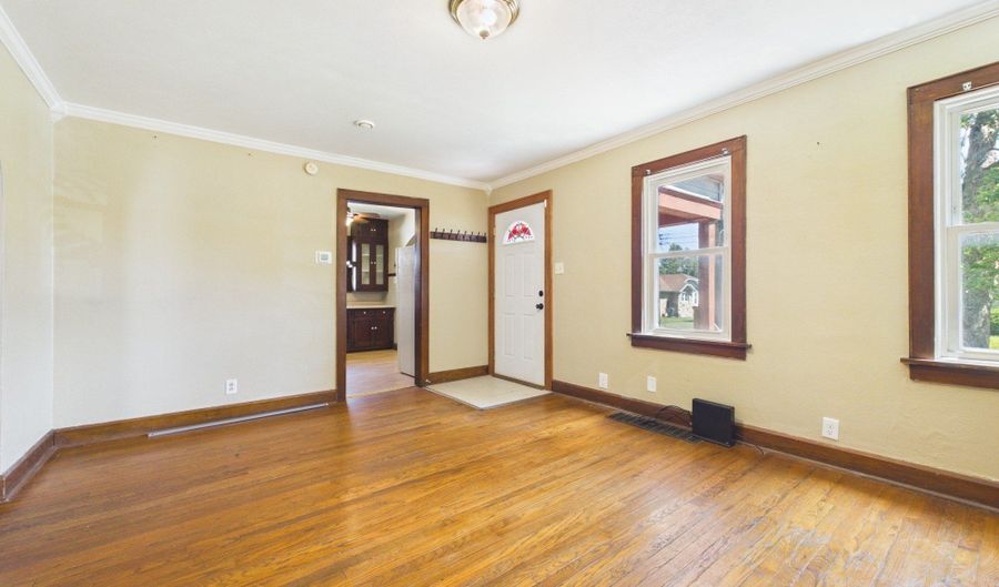 1717 Johnson Ave, Anderson, IN 46016 - 2 Beds, 1 Bath