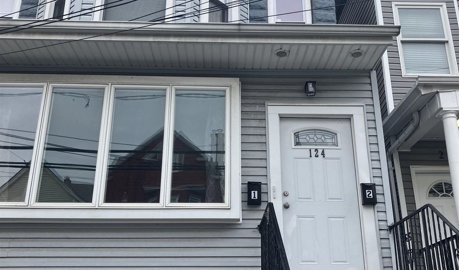 124 W 27TH St 2, Bayonne, NJ 07002 - 2 Beds, 1 Bath