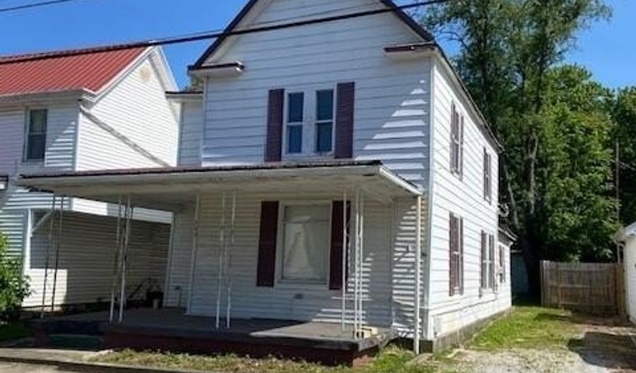 404 E Second St, Augusta, KY 41002 - 2 Beds, 1 Bath