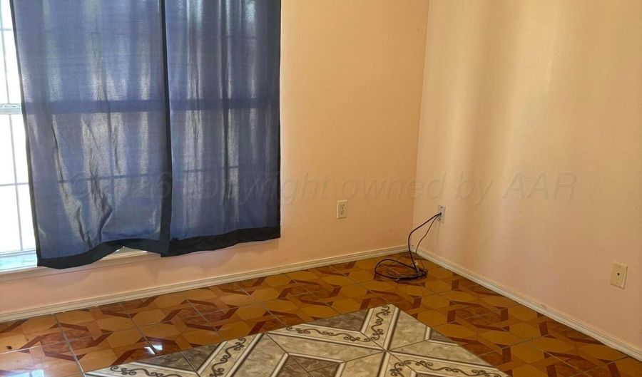 1319 N CLEVELAND St, Amarillo, TX 79107 - 3 Beds, 2 Bath