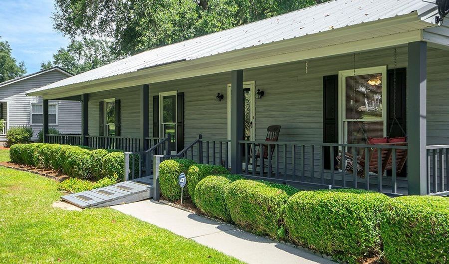 134 Robin Rd, Barnwell, SC 29812 - 3 Beds, 2 Bath