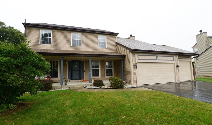 908 Mocking Bird Dr, Antioch, IL 60002 - 4 Beds, 4 Bath