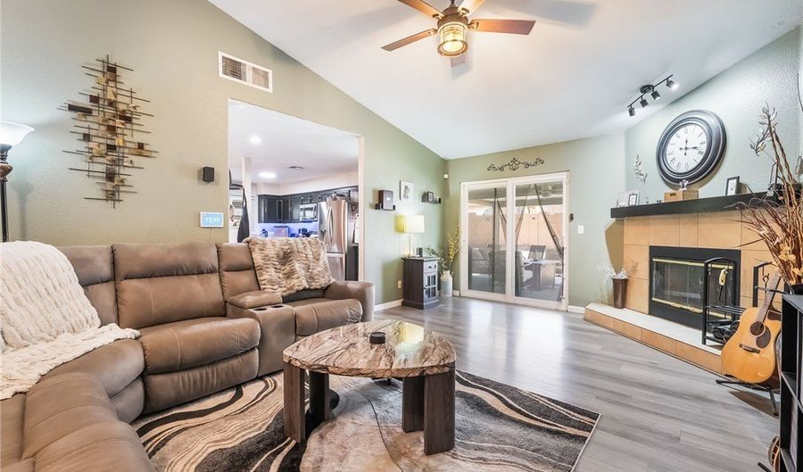 2749 Pinewood Ave, Henderson, NV 89074 - 3 Beds, 2 Bath