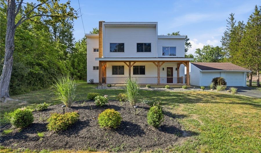 789 Lake St, Angola, NY 14006 - 3 Beds, 2 Bath