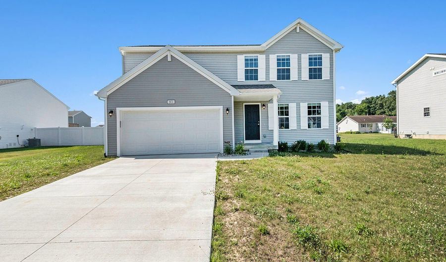 1931 Harold St, Adrian, MI 49221 - 4 Beds, 3 Bath