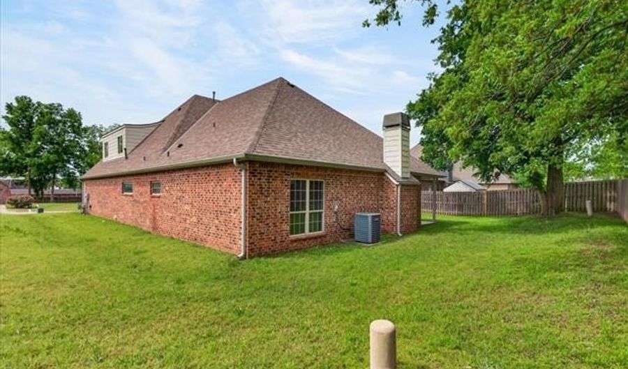 3224 Boardwalk Ct, Bartlesville, OK 74006 - 4 Beds, 4 Bath