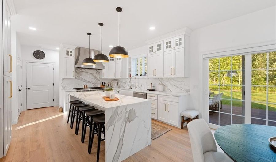 3 Kelsey Eden Way, Cumberland, RI 02864 - 4 Beds, 3 Bath