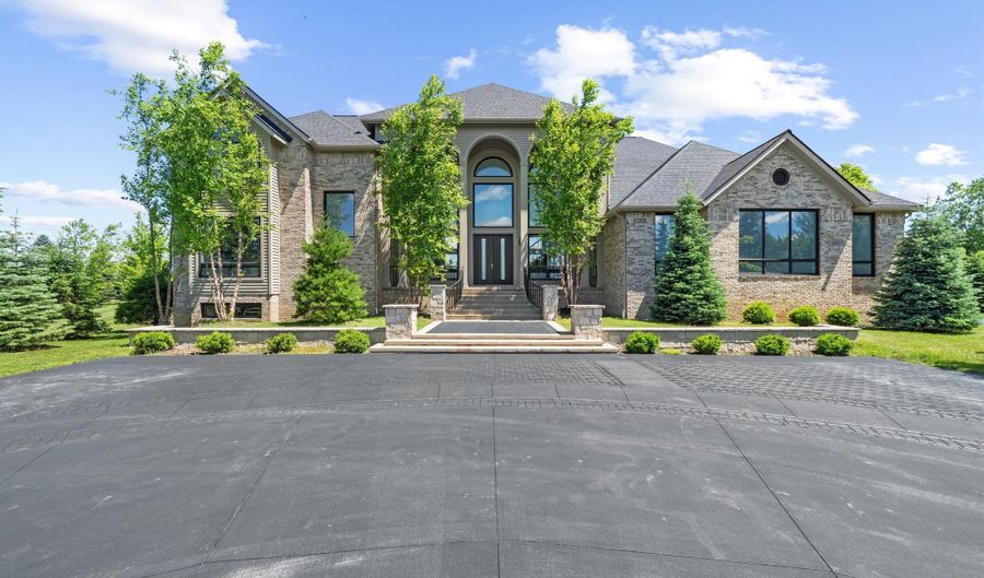 5636 Meadow Ln, Ann Arbor, MI 48105 - 5 Beds, 5 Bath