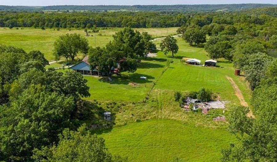 782 County Road 2740, Bartlesville, OK 74003 - 3 Beds, 3 Bath