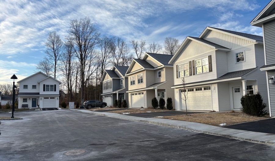 15 Fieldstone Court Ct 15, Bethel, CT 06801 - 3 Beds, 3 Bath