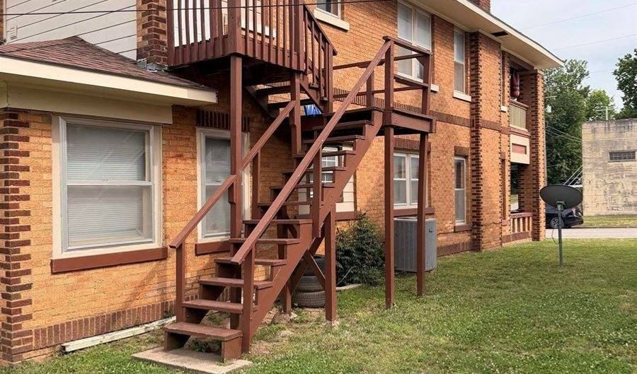 308 E 5th Ave, Arkansas City, KS 67005 - 0 Beds, 0 Bath