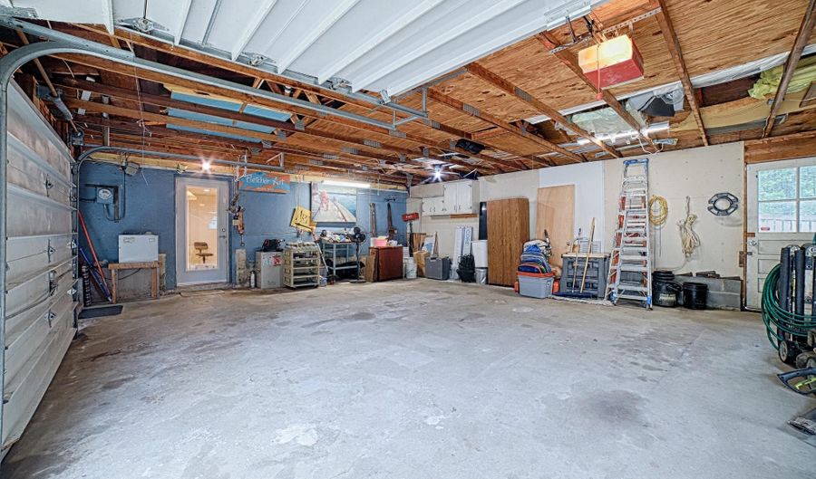 102 BOXWOOD Rd, Annapolis, MD 21403 - 4 Beds, 2 Bath